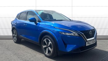 Nissan Qashqai 1.3 DiG-T MH N-Connecta 5dr Petrol Hatchback